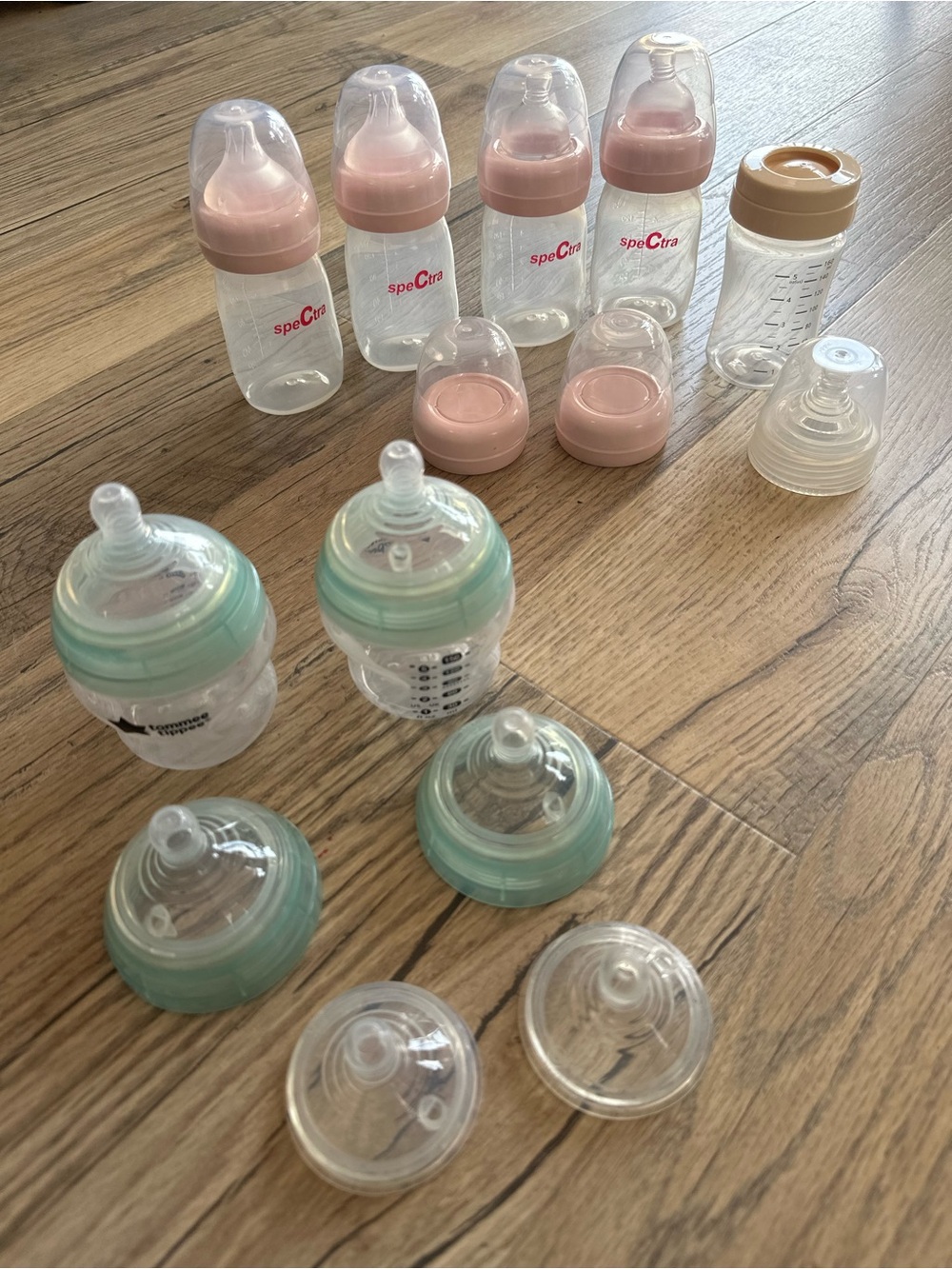 Lot of Spectra Baby Bottles & Tommee Tippee Clear Bottles